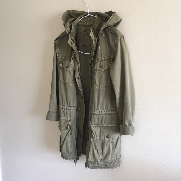 Aritzia Jacket - Picture 2 of 10